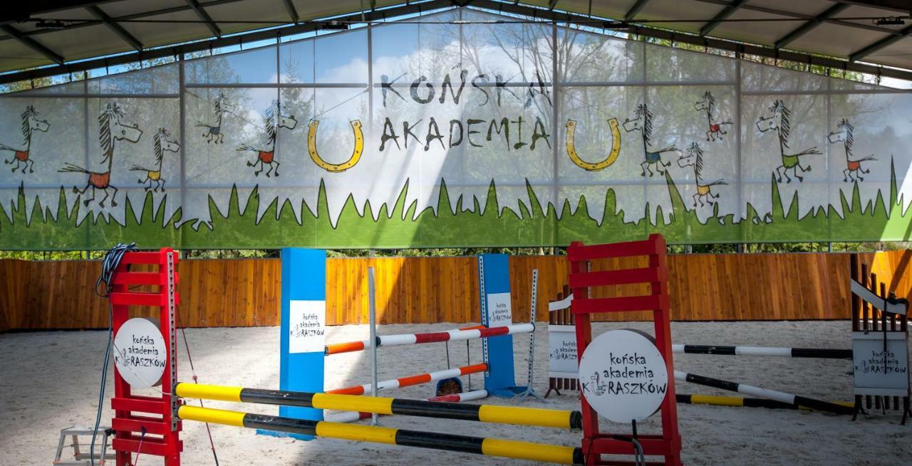 Отель Akademia Kuraszkow Kuraszkow  Экстерьер фото